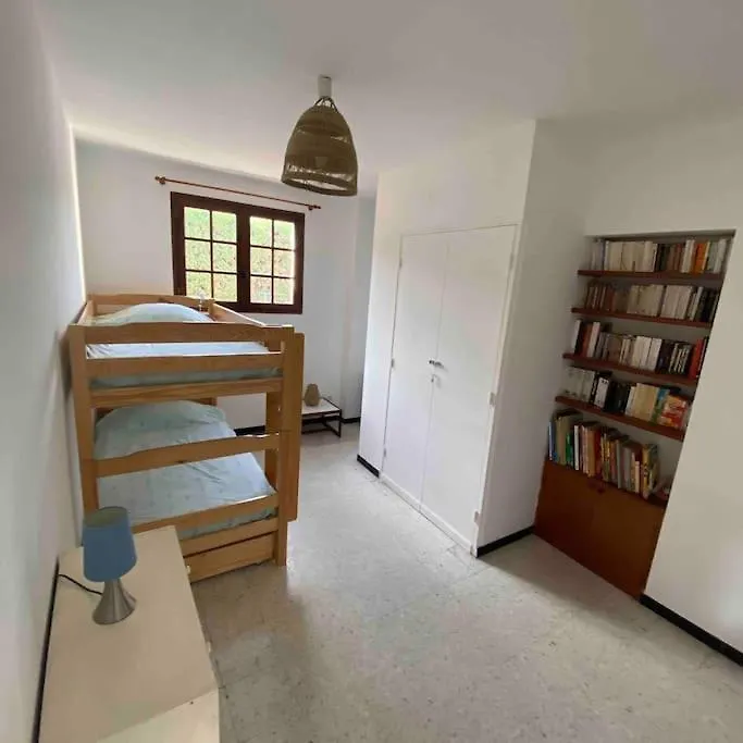 Villa La Louette, 100M Centre-Village, Piscine H-Sol, Proche Mer Saint-Cyr-sur-Mer Holiday home
